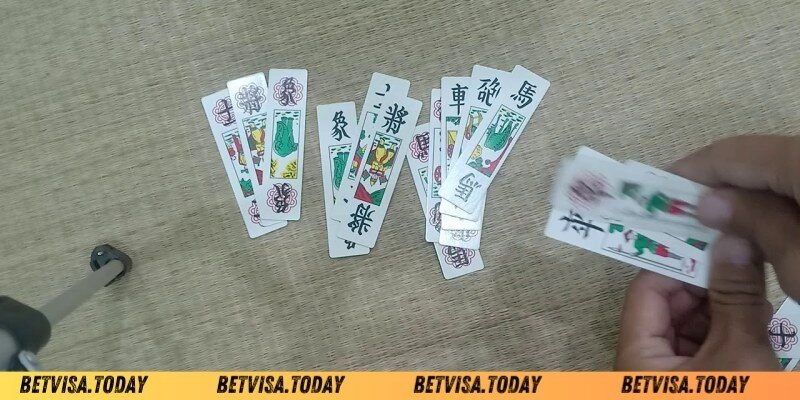 Bài Tam Cúc – Trò Chơi Dân Gian Đầy Trí Tuệ Và Hấp Dẫn Giới thiệu thông tin về bài tam cúc